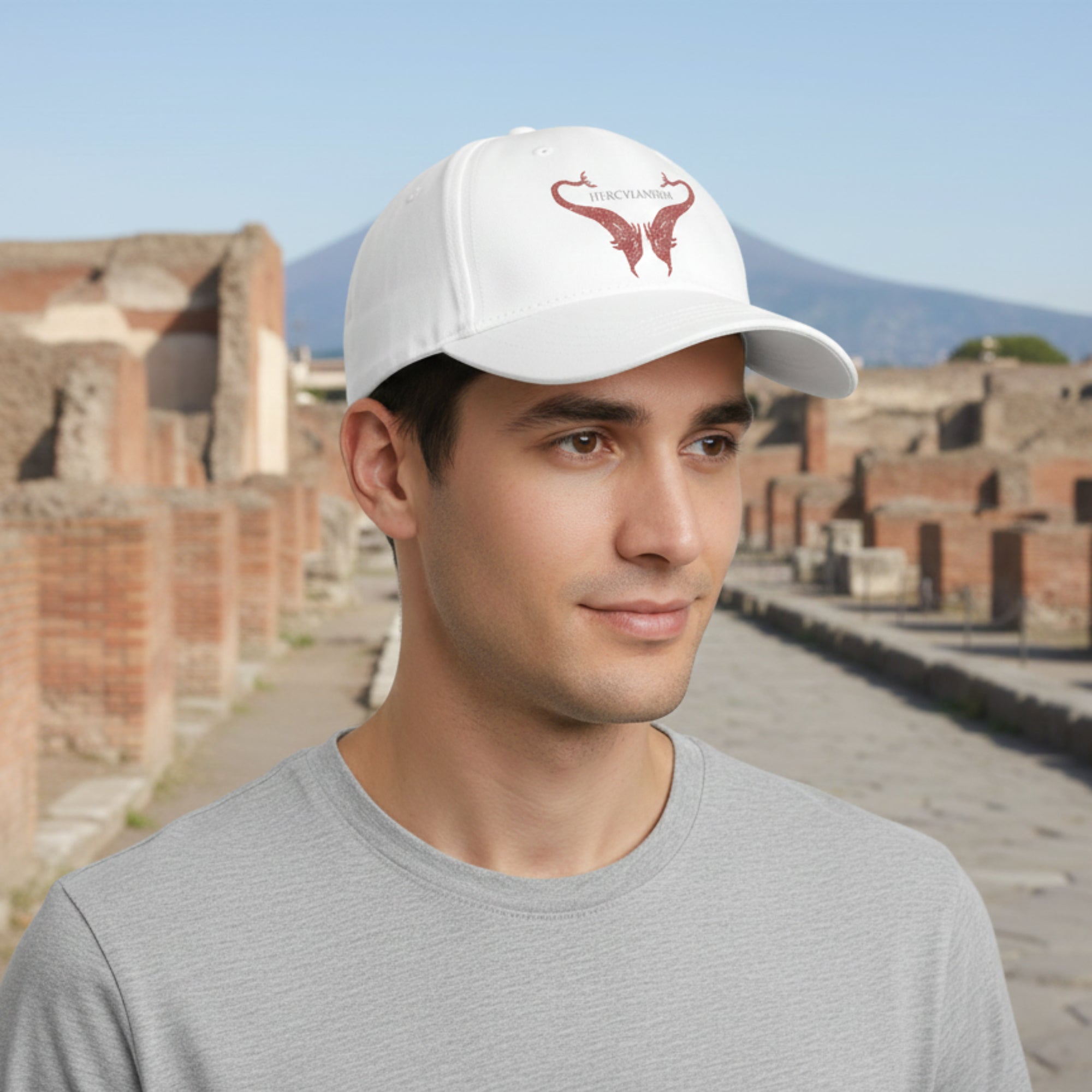 Cappello ispirato alla Casa dei Delfini