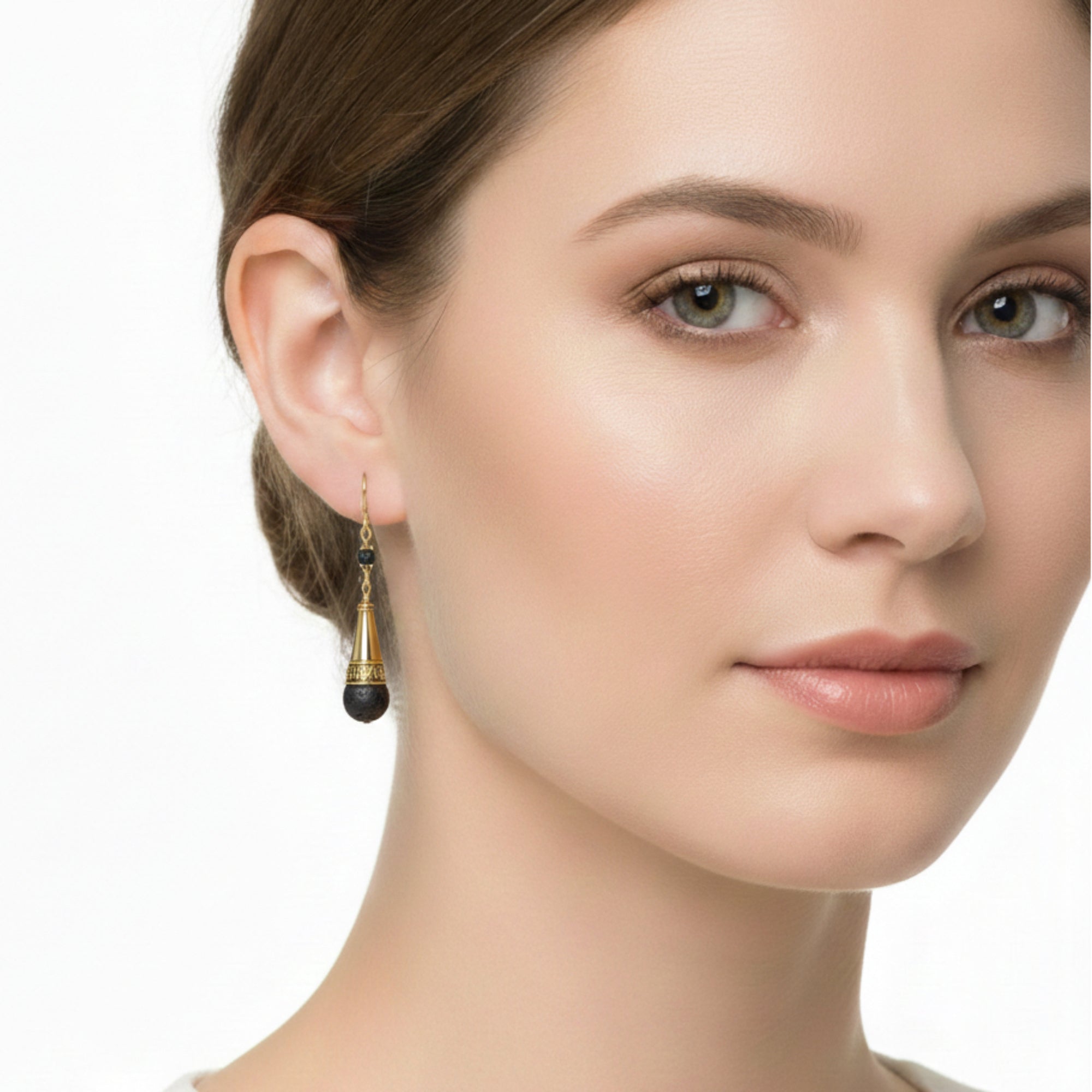 Boucles d'oreilles style Pompéi Crotalia avec pierre de lave du Vésuve