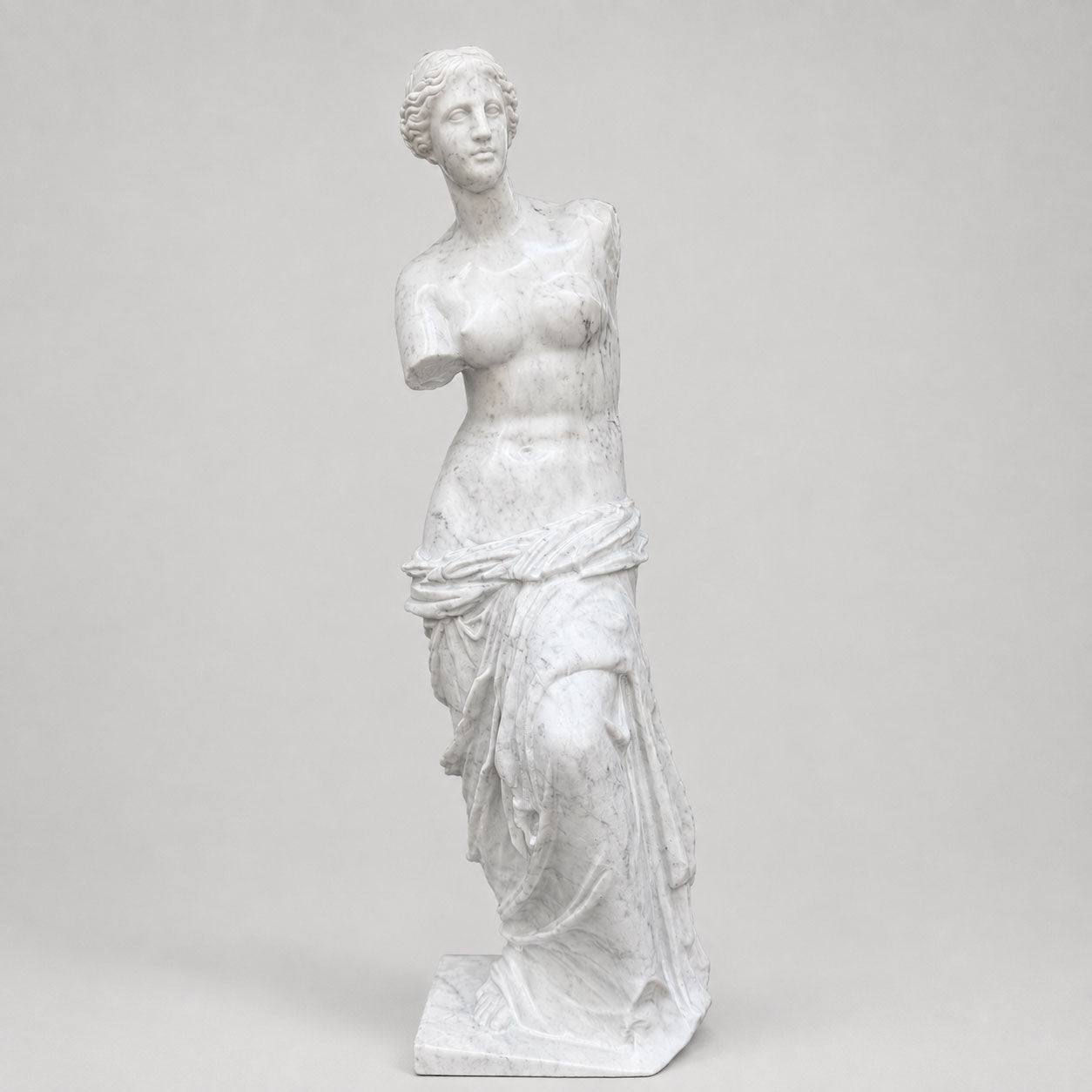 Venus de Milo — Sculpture in Carrara Marble | Sculpted in Italy
