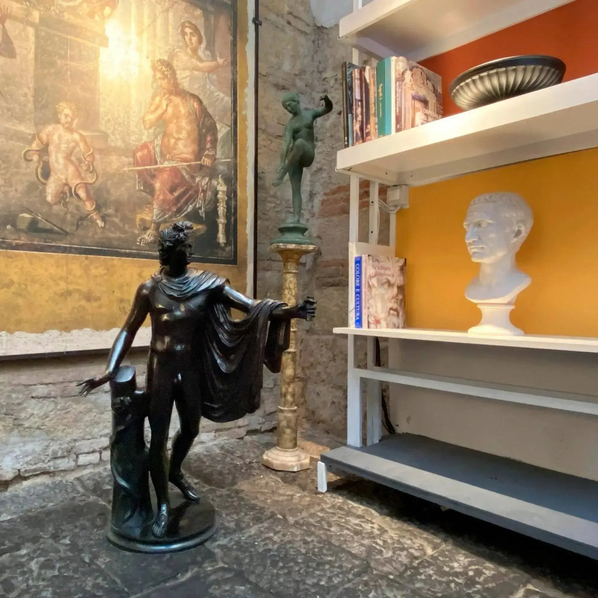 Estatua de bronce de Apolo del Belvedere, Museos Vaticanos