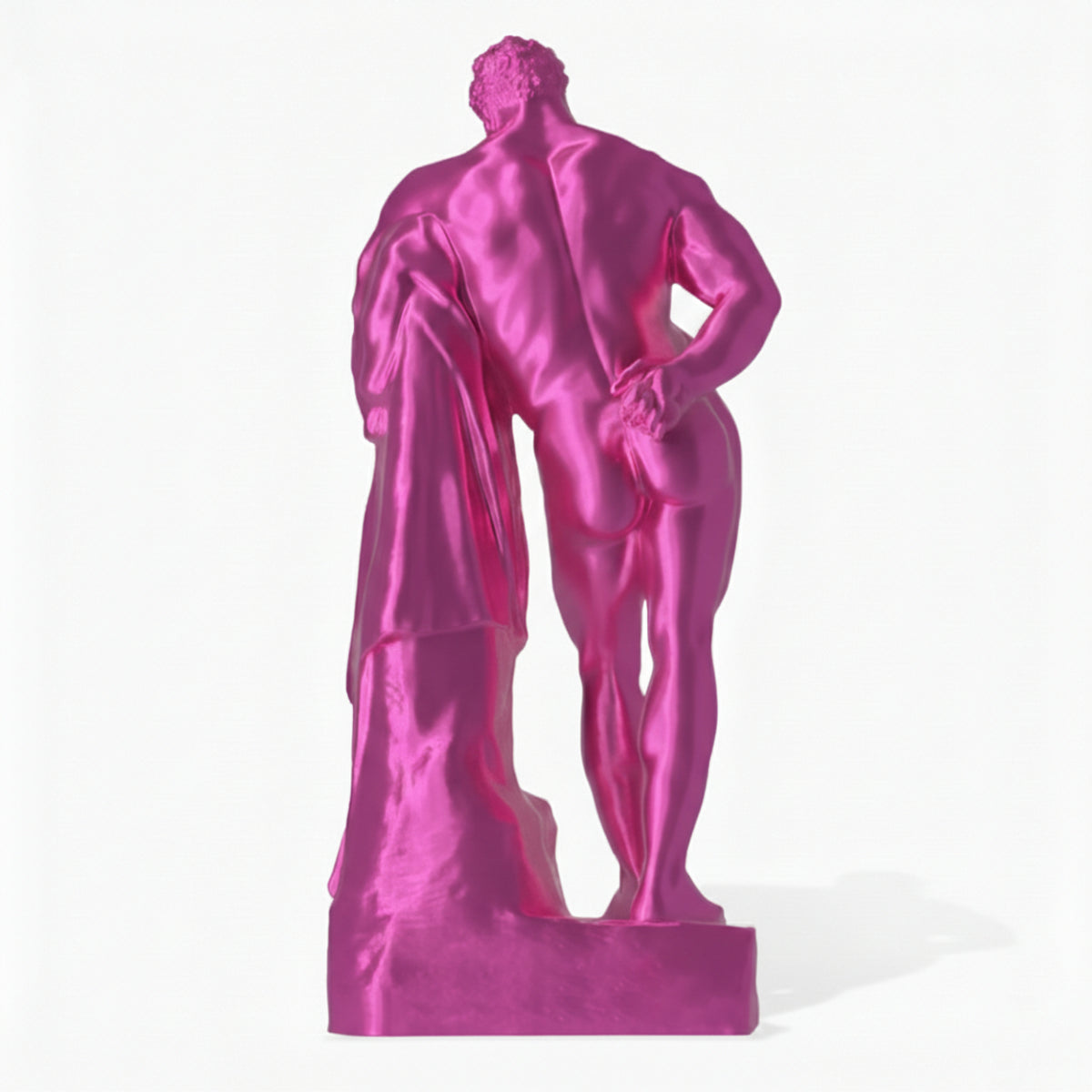 Ercole Farnese stampato in 3D magenta, vista posteriore su fondo bianco.