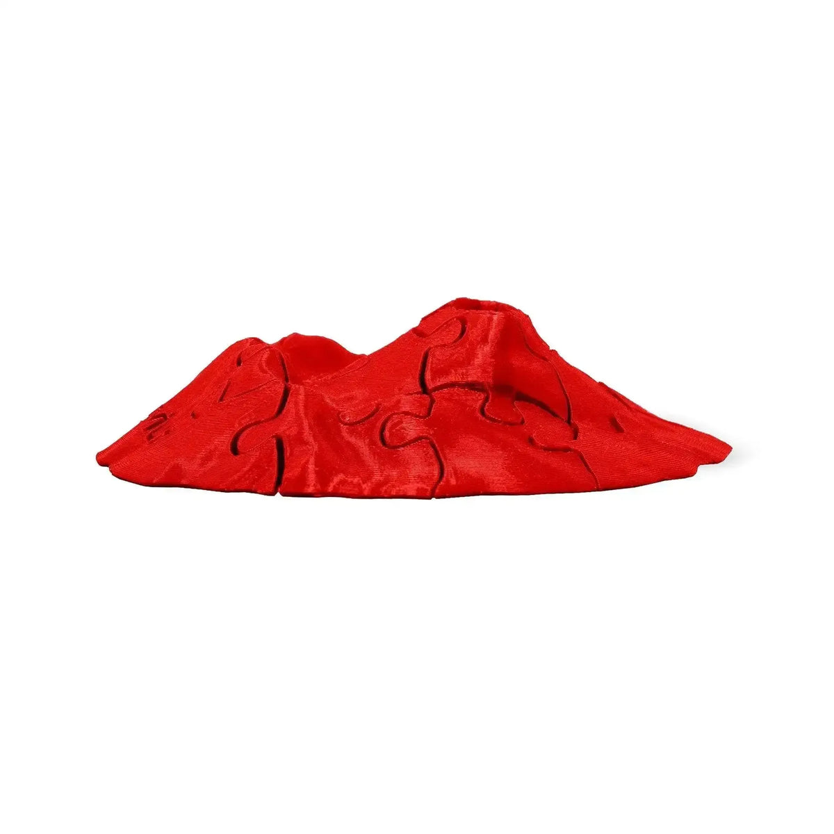 Puzzle tridimensionale del Vesuvio in PLA rosso, su fondo bianco.
