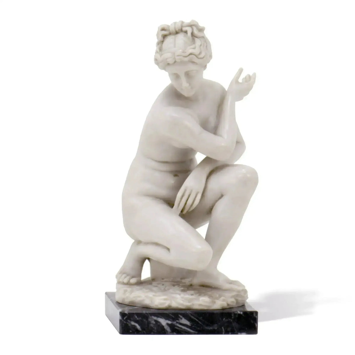 Venere Accovacciata - Statua in marmo 24 cm vista frontale