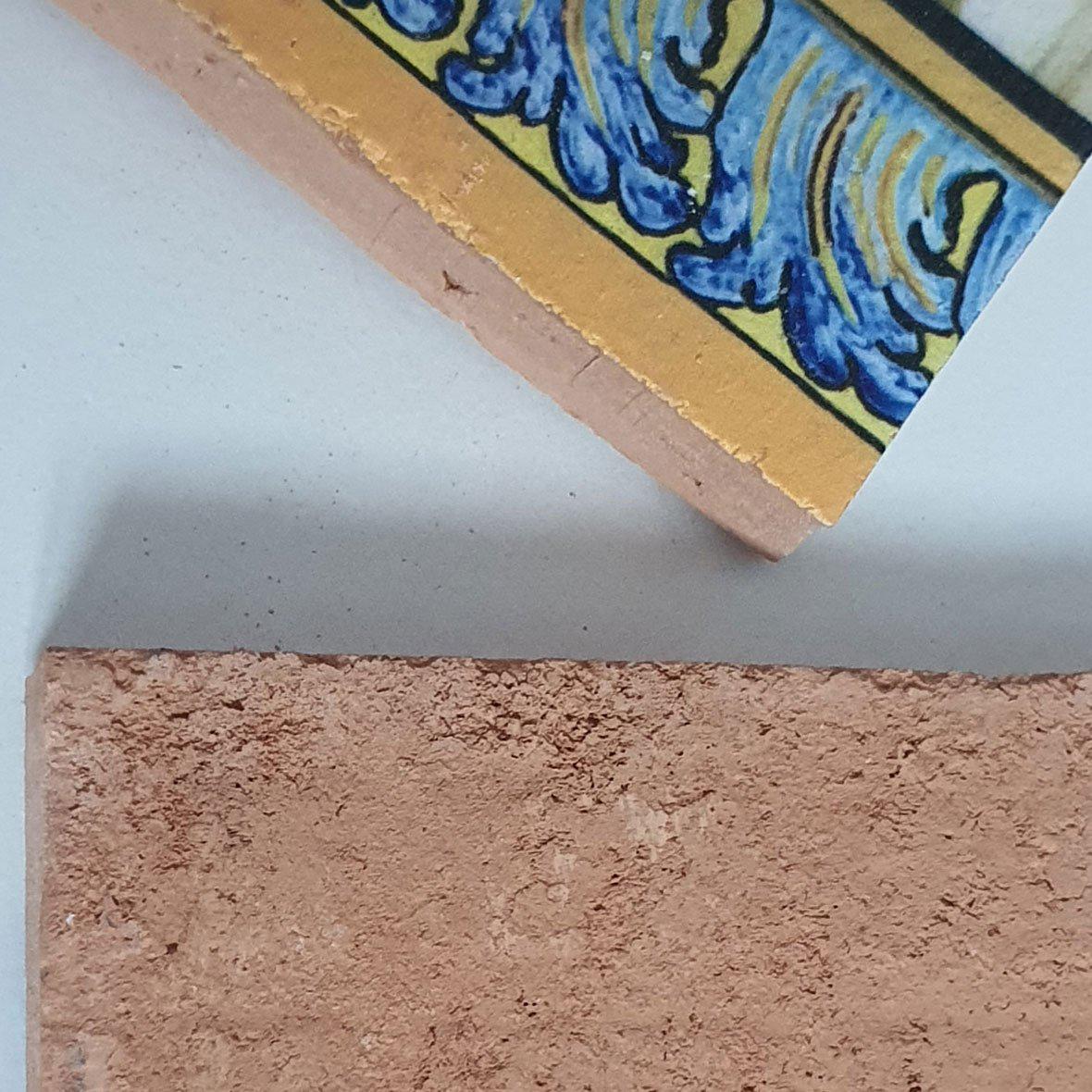 Panneau 60 x 60 cm pour tables ou revêtements, décors des majoliques du Cloître de Santa Chiara - Terre cuite - Boutique du musée Italie